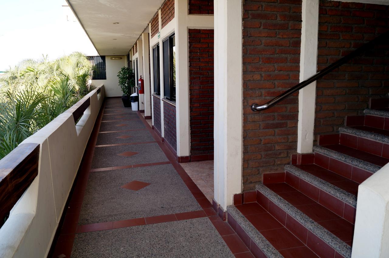 Hotel La Palapa Mazatlan Exterior photo